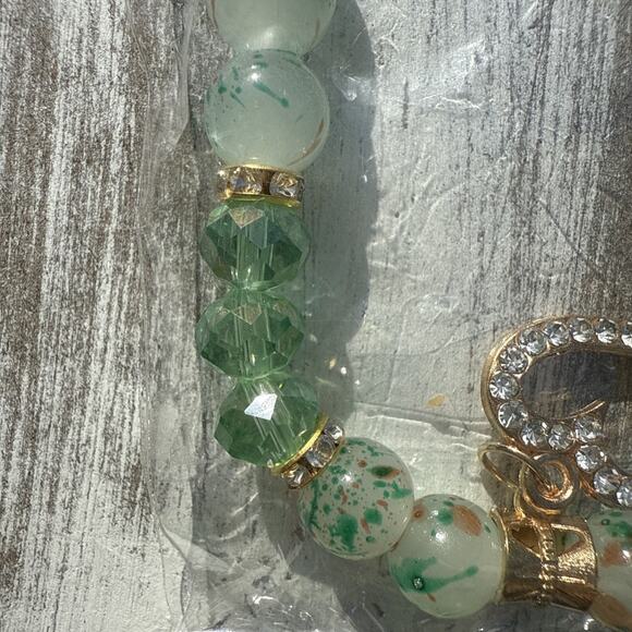 D’BELLO ACCESSORIES HEART BRACELET - Picture 3 of 6